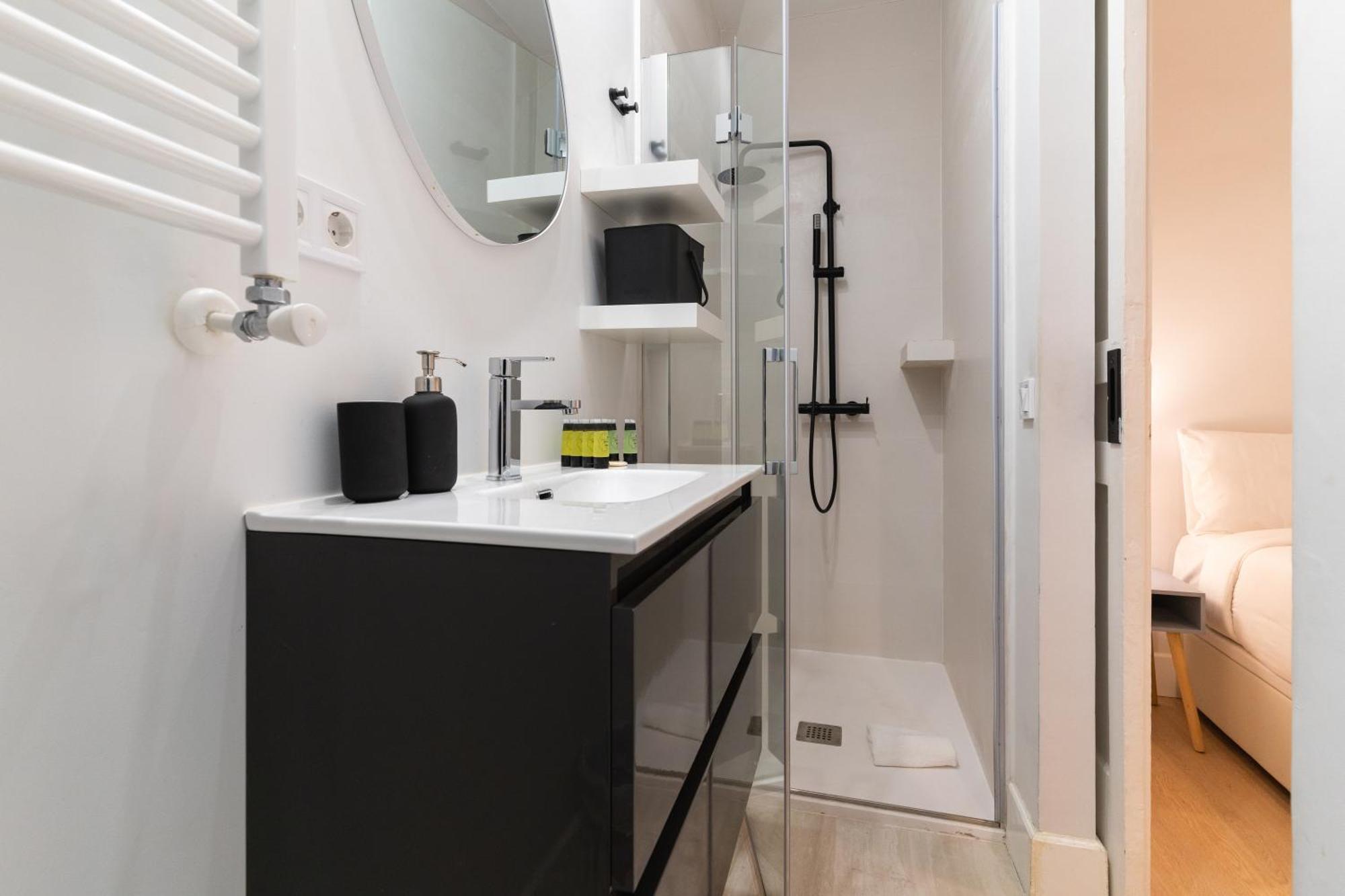 Appartamento Cozy And Central-1Bd 1Bth- Cortes Madrid Esterno foto