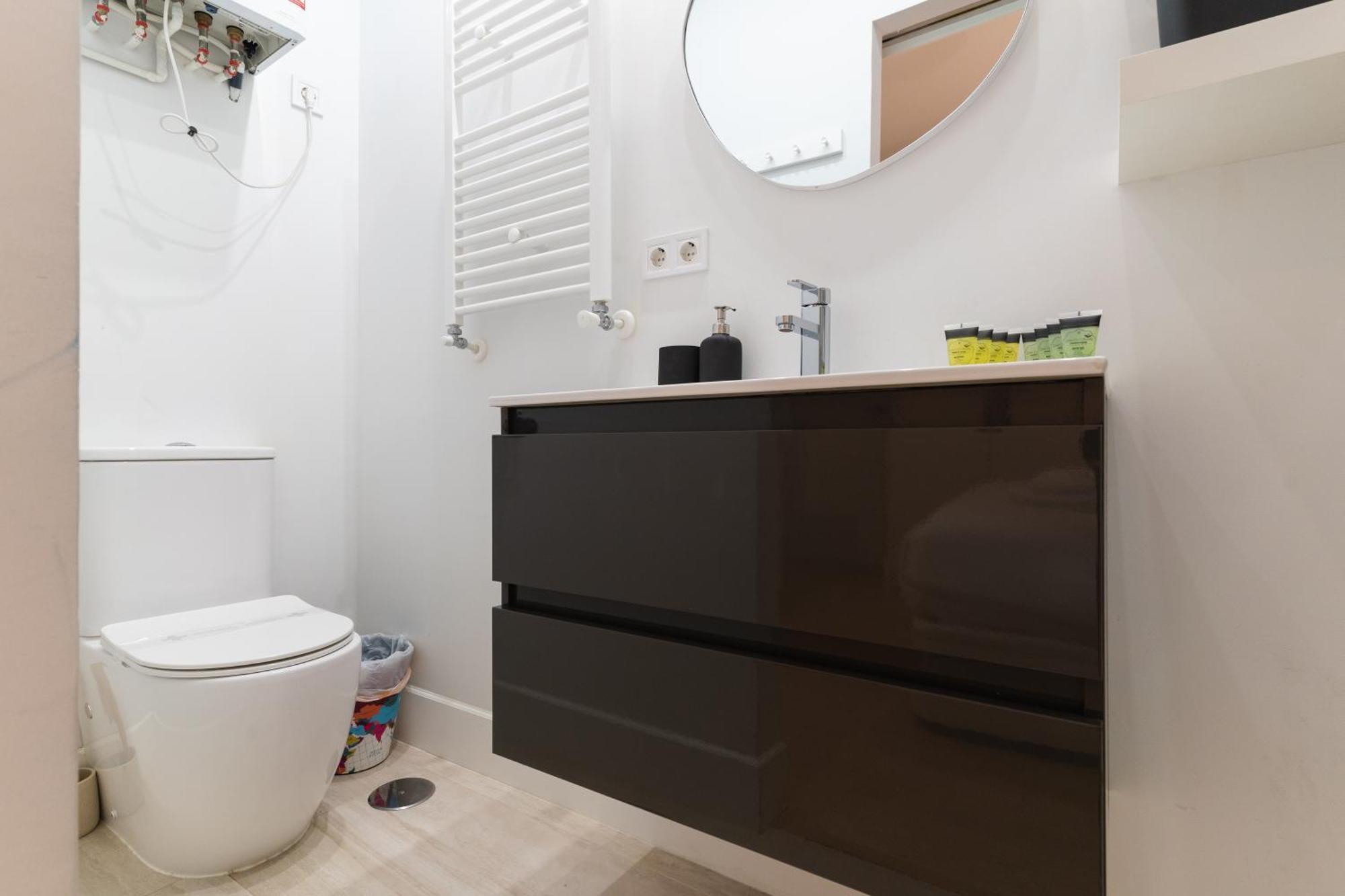 Appartamento Cozy And Central-1Bd 1Bth- Cortes Madrid Esterno foto