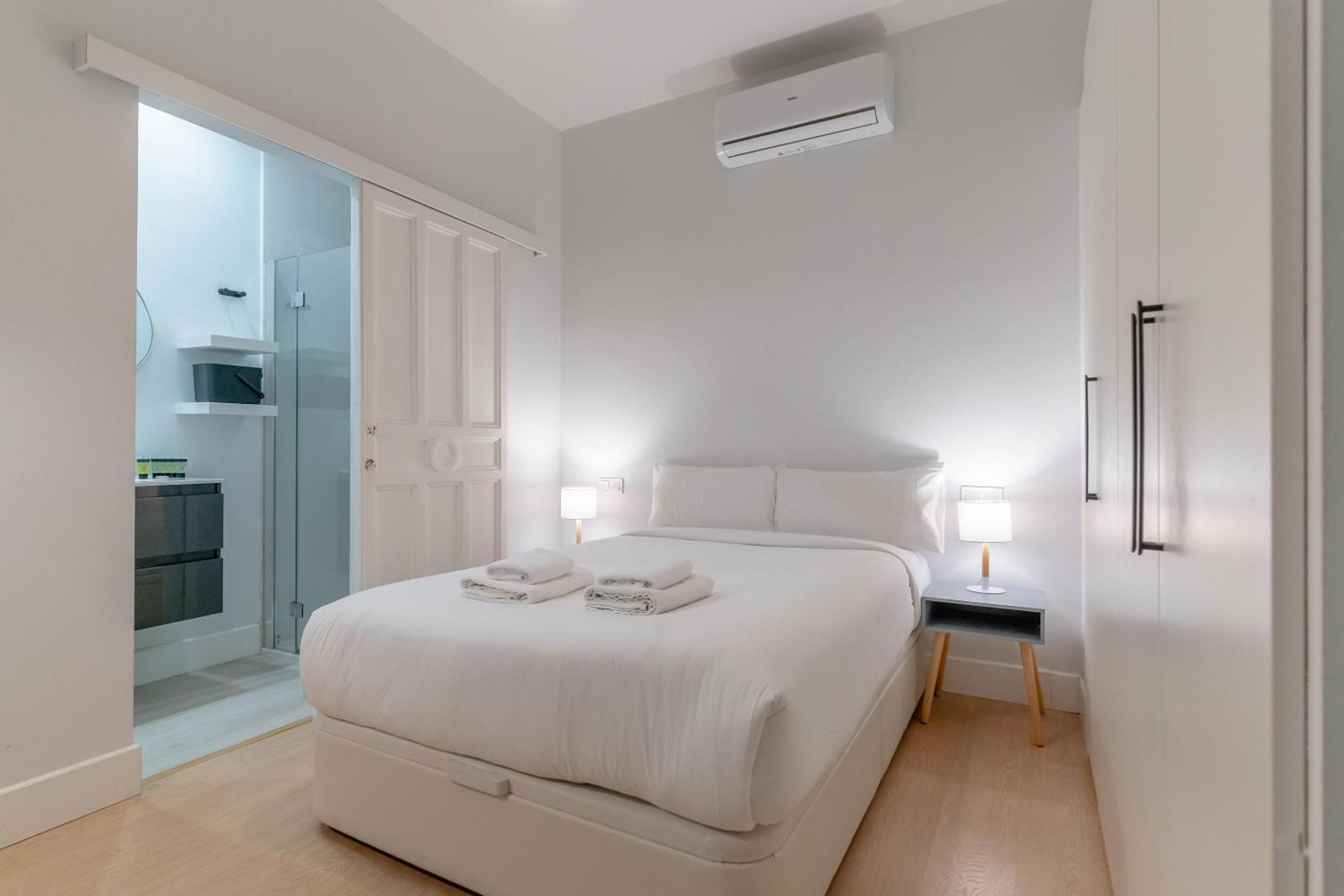 Appartamento Cozy And Central-1Bd 1Bth- Cortes Madrid Esterno foto