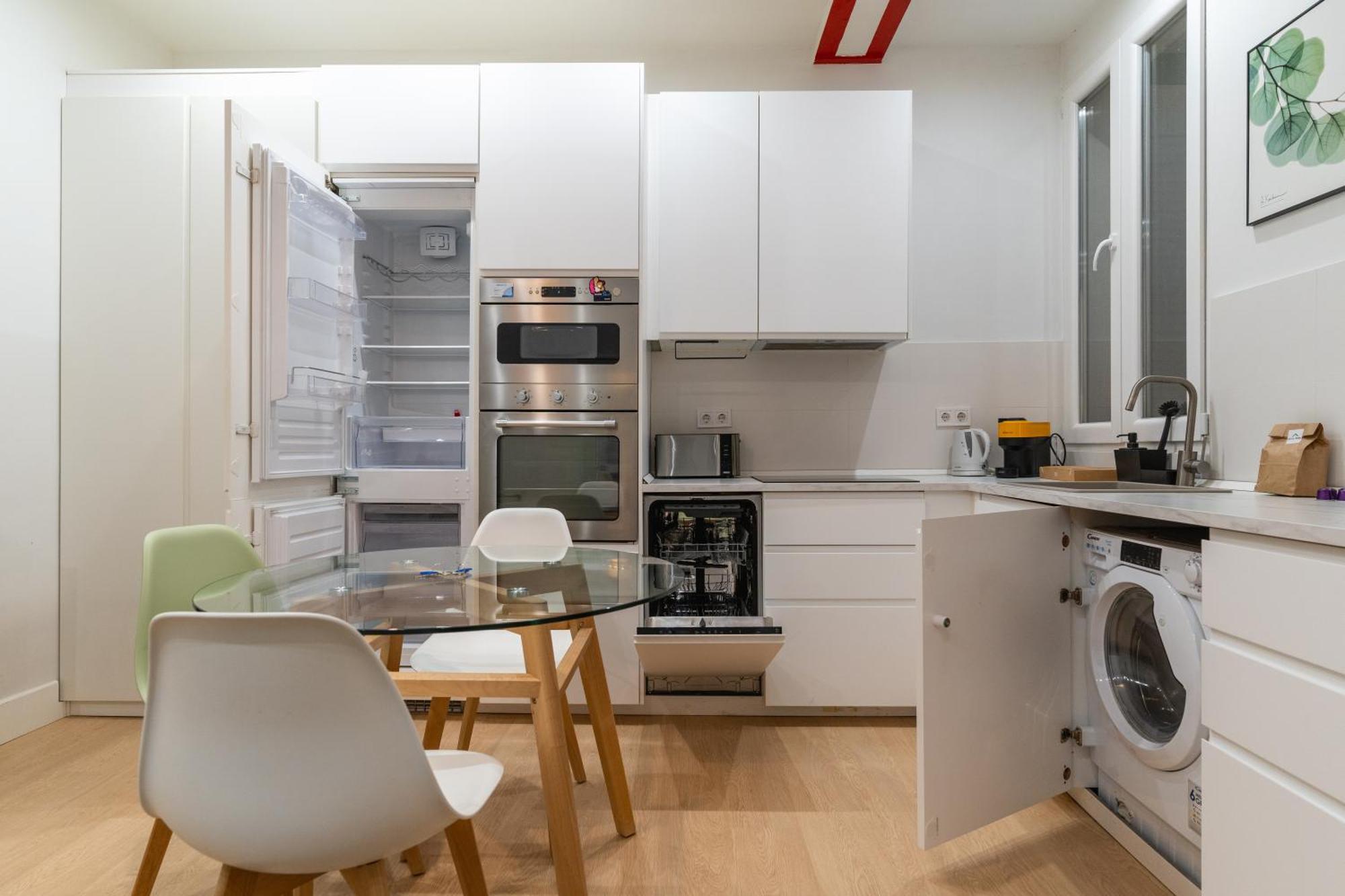 Appartamento Cozy And Central-1Bd 1Bth- Cortes Madrid Esterno foto